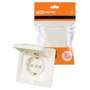 Розетка 2П+З с защ. шт. и крышкой 16А 250В IP44 сл. кость "Ильмень" TDM