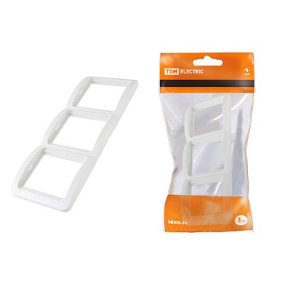 Рамка 3-ая вертикальная белая "Валдай" TDM Рамка 3-ая вертикальная белая "Валдай" TDM