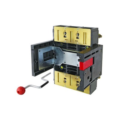 ПМ2/В-40 выдвижная с присоединением к вертикальным шинам SQ0707-0094 ПМ2/В-40 выдвижная с присоединением к вертикальным шинам SQ0707-0094