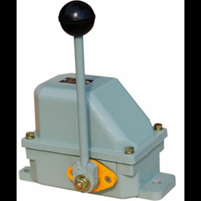 Выключатель ВУ-701 У1, рычаг с ручкой, 3 положения, 10А, IP44, 2 эл. цепи, концевой ручной (ЭТ) ET503884 Выключатель ВУ-701 У1, рычаг с ручкой, 3 положения, 10А, IP44, 2 эл. цепи, концевой ручной (ЭТ) ET503884