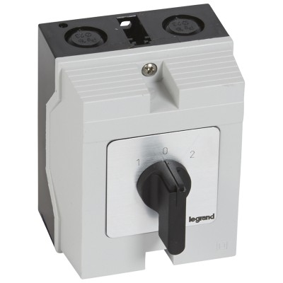 Переключатель кулачковый 2п 16А PR12 с полож. "0" 4 конт. в боксе 027726 Переключатель кулачковый 2п 16А PR12 с полож. "0" 4 конт. в боксе 027726