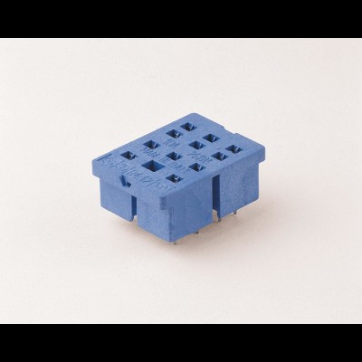 Розетка для монтажа на плате для реле 55.33 в комплекте металлич. клипса 094.51 9413SMA 9412SMA Розетка для монтажа на плате для реле 55.33 в комплекте металлич. клипса 094.51 9413SMA 9412SMA