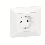 NETATMO Valena Life . розетка с ЗК.Белый 752194