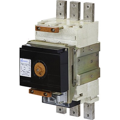 Выключатель в литом корпусе 1002527 Выключатель в литом корпусе 1002527